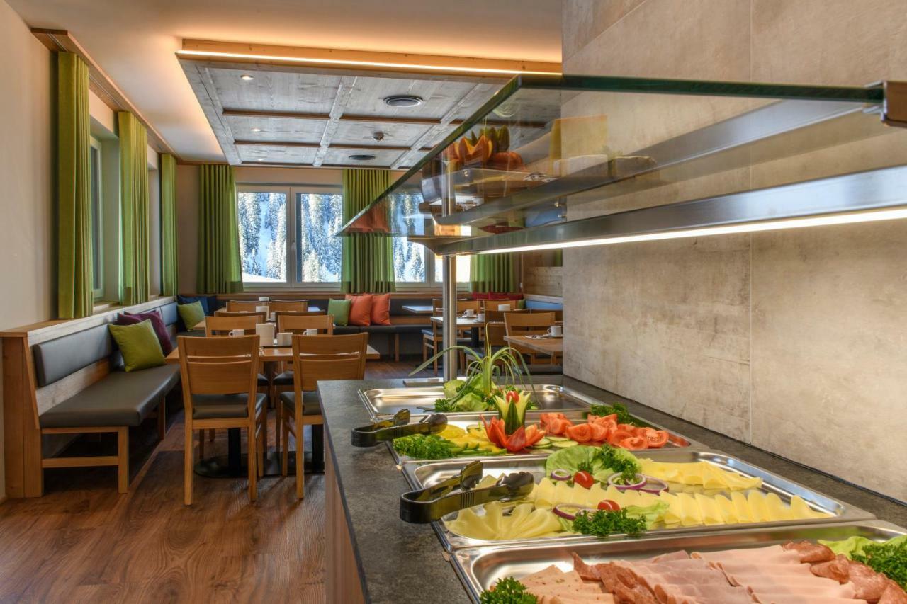 Hotel Almstueble Bergfrieden 2*