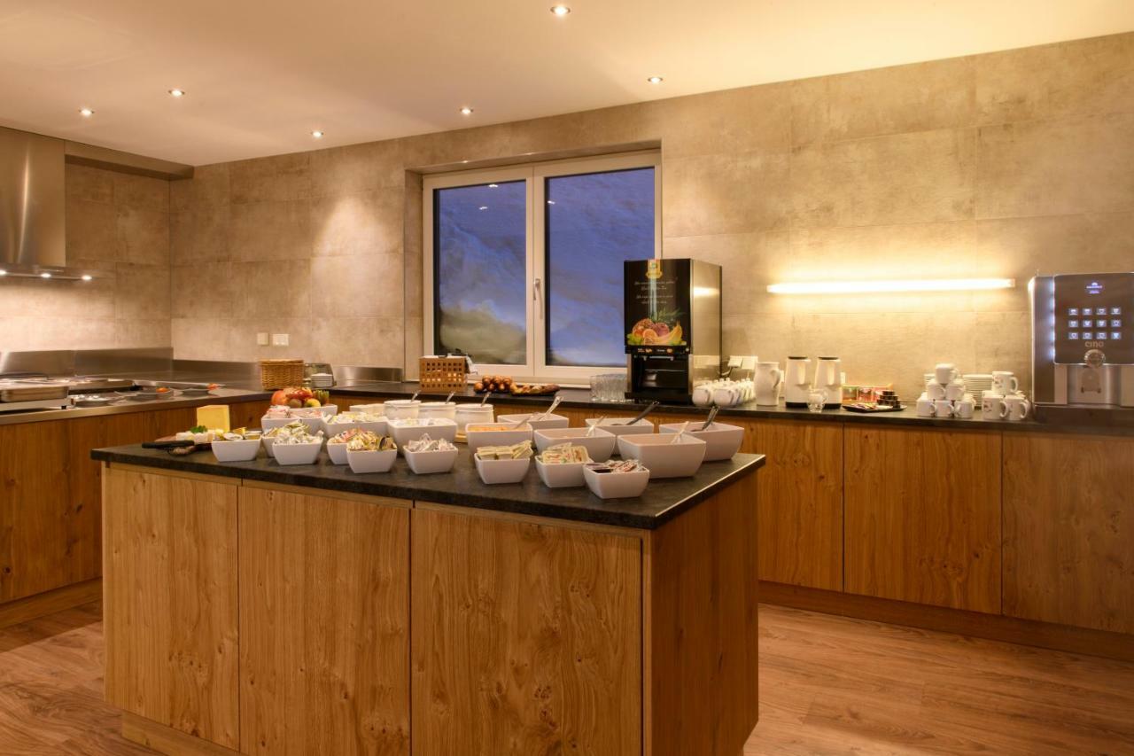 Almstueble Bergfrieden Hotel 2*